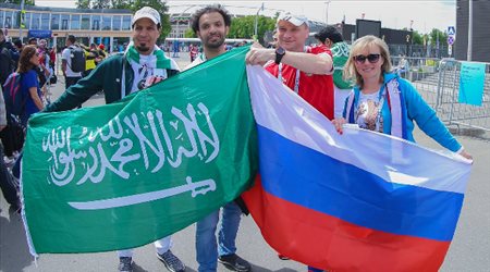 الجماهير السعودية تغزو موسكو