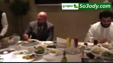 تركي آل الشيخ يقيم مأدبة عشاء لنجوم مصارعة WWE