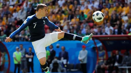 أنطوان جريزمان يسجل أول أهدافه مع فرنسا بكأس العالم