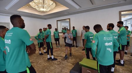 حصة تدريبية للمنتخب السعودي في مقر الإقامة