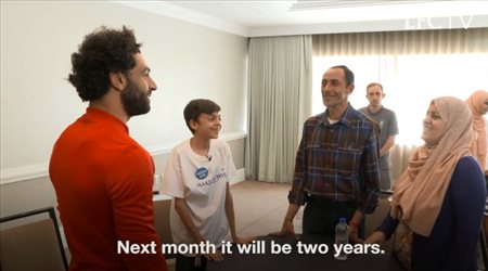 محمد صلاح يحقق حلم طفل سوري في جولة ليفربول الأمريكية