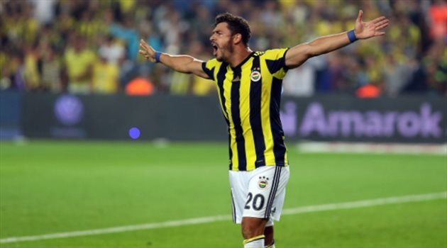 صورة تكشف توقيع لاعب فنربخشه لنادي النصر