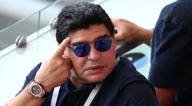 عيش المونديال| فيفا يرد بقوة على مارادونا بعد هجومه على حكم مباراة انجلترا وكولومبيا