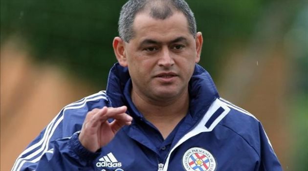 نادي أحد يتعاقد مع المدير الفني الباراجوياني فرانسيسكو أرسي