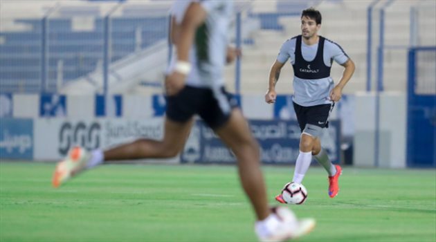 الهلال يواصل تدريباته.. وإدواردو يخضع لـ"برنامج علاجي"