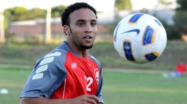 عصام الراقي لاعب الرائد تقارير مغربية| الراقي يقترب من تجديد تعاقده مع الرائد.. ويرفض العودة للرجاء