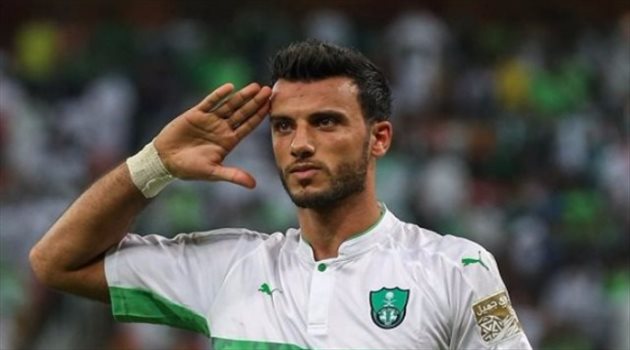 السومة يبرئ إدارة الأهلي من أزمة "التأشيرة"