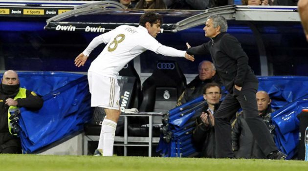 كاكا يكشف عن كواليس علاقته السيئة مع مورينيو في ريال مدريد