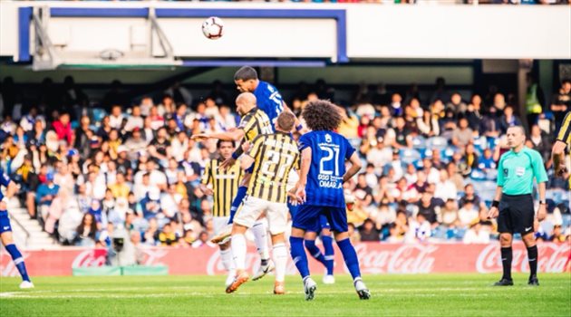 الهلال يطمح لمعادلة "3 أرقام للاتحاد" أمام الزمالك في السوبر