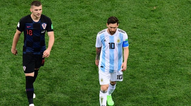 عيش المونديال| نجم كرواتيا رفض تبديل قميصه مع ميسي بسبب لعب الأرجنتين "غير النظيف"