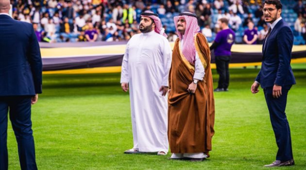 السوبر السعودي| تركي آل الشيخ: مباراة اليوم مميزة.. والجماهير ستشاهد المسابقات المحلية "مجانا"