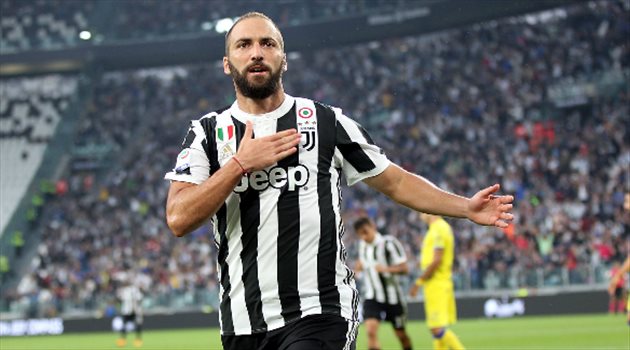 أليجري يطالب يوفنتوس ببيع هيجواين والبحث عن مهاجم "أسرع"