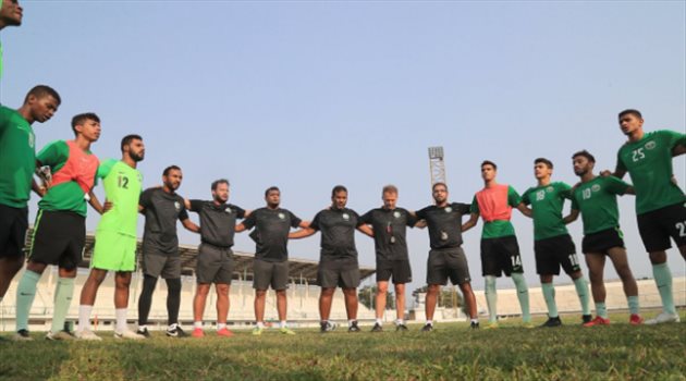 رسالة أسياد آسيا| "الماء" يكسب هونج كونج.. ومهمة "انتحارية" في انتظار أخضر القدم