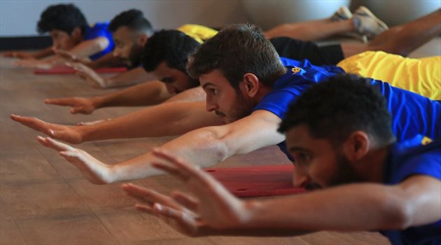 صور.. النصر يواصل تدريباته استعدادا للموسم الجديد