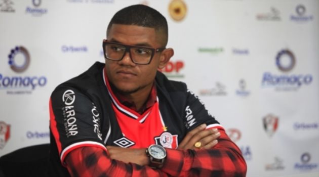 "أنسيلمو إلى التعاون".. تطور غير متوقع في مستقبل نجم الوحدة