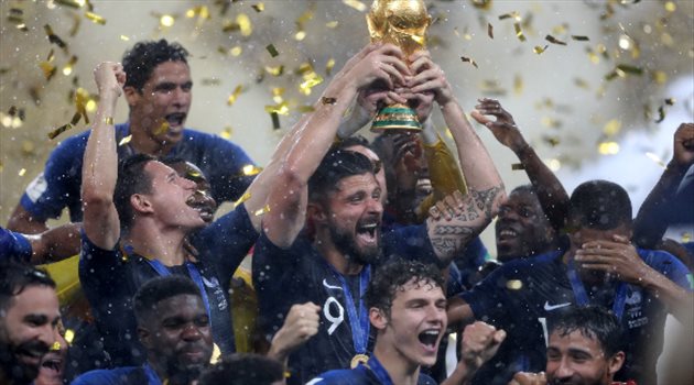 الاتحاد الفرنسي يكشف عن تفاصيل الاحتفال بأبطال العالم أمام الجماهير