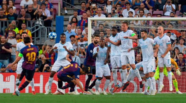  مدافع برشلونة ساخرا من "ذا بيست": جائزة الأفضل كذبة