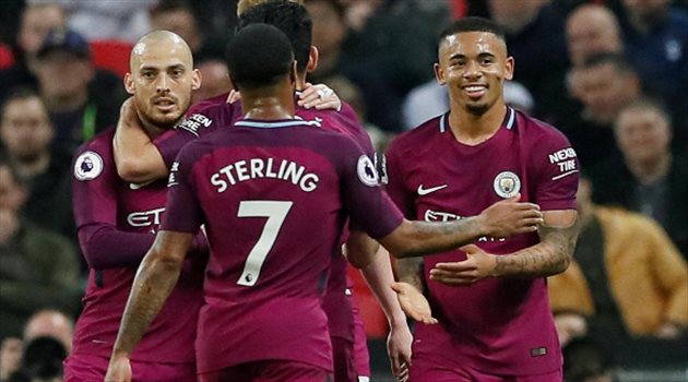 مانشستر سيتي يعبر عقبة توتنهام ويقترب من حسم لقب الدوري الإنجليزي