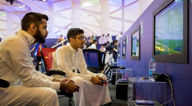 لأول مرة في الشرق الأوسط.. الهلال يعلن تدشين "فريق الرياضات الإليكترونية"