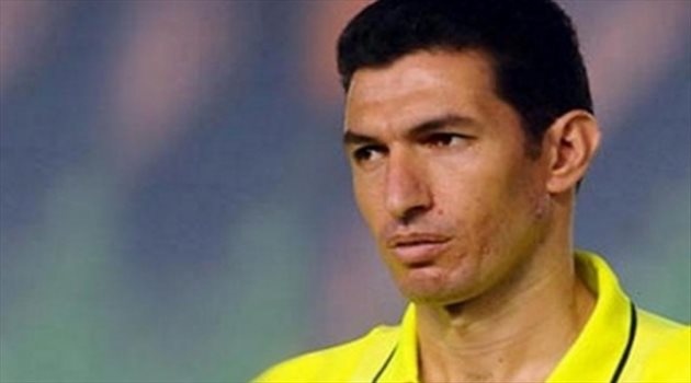 مفاجأة.. إيقاف حكم مباراة الاتحاد والعهد في مصر