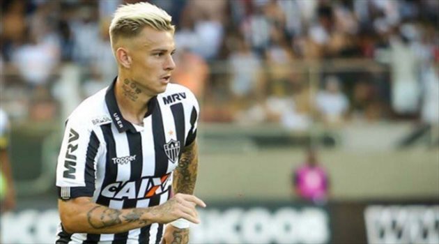 الهلال ينفي التعاقد مع مدربين أو المهاجم البرازيلي جوديس