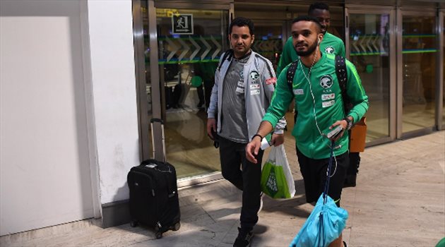 بعثة الأخضر تغادر إسبانيا متجهة نحو الرياض