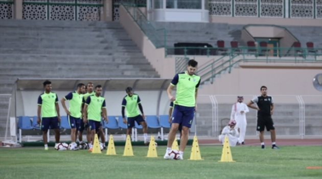 استعدادا للشباب.. جهاز "اليويو" في تدريبات الفتح