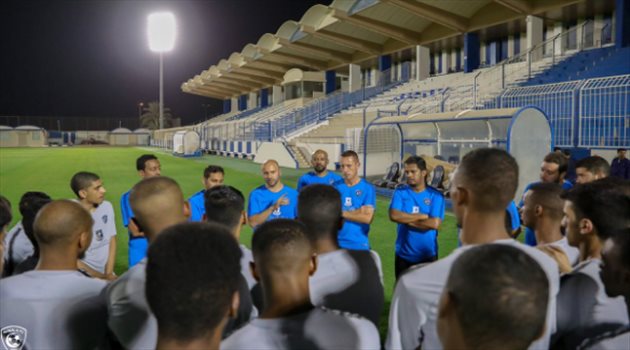 دوري المحترفين| غياب رباعي الهلال وتجهيز جوميز لمواجهة الفيحاء