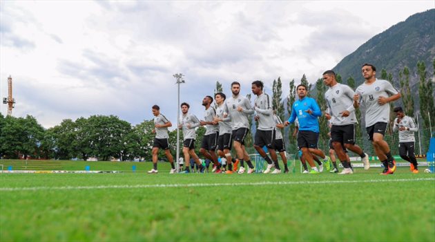 بعثة الهلال تعود إلى الرياض