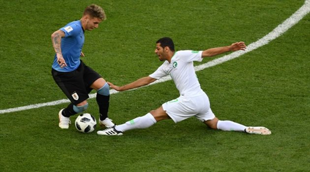 عيش المونديال| أشعة على قدم تيسير الجاسم للاطمئنان على إصابته