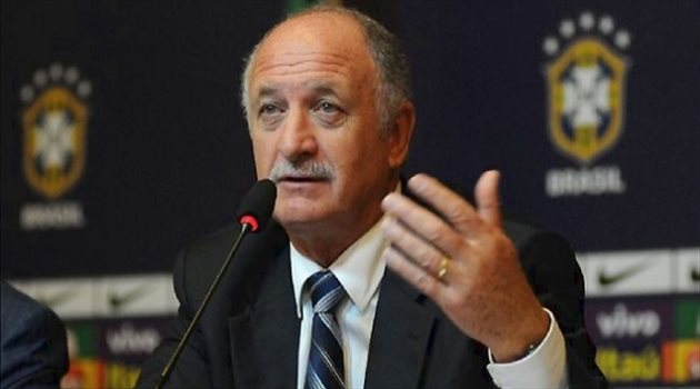 صحيفة غانية: أسامواه ضمن أولويات آل الشيخ لـ"الأهرام" وسكولاري مدربا للفريق