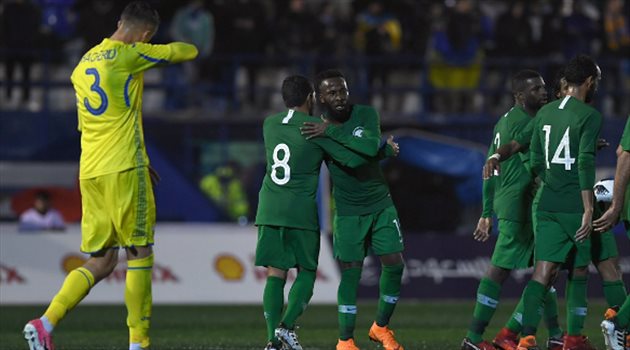 رئيس الاتحاد الدولي يثني على استعدادات الأخضر للمونديال