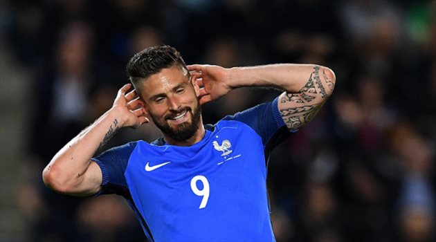 عيش المونديال| جيرو يفتح النار على رونالدو: أناني... ولا يحب إلا نفسه