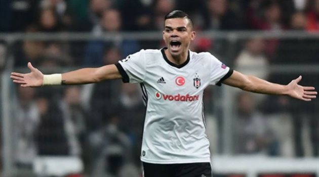 تقارير تركية: بيبي مطلوب في دوري المحترفين