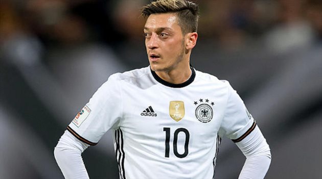 الاتحاد الألماني يرد على اعتزال أوزيل ببيان قوي