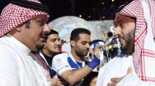 بعد اعتزال القحطاني.. رئيس الهلال يعلن استقالته عقب التتويج بالدوري