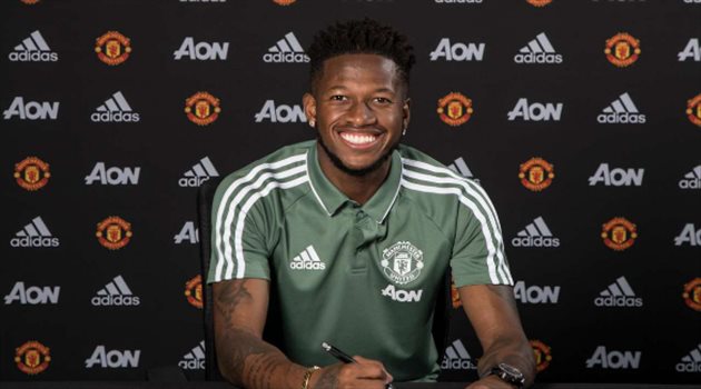 رسميا.. مانشستر يونايتد يعلن تعاقده مع فريد