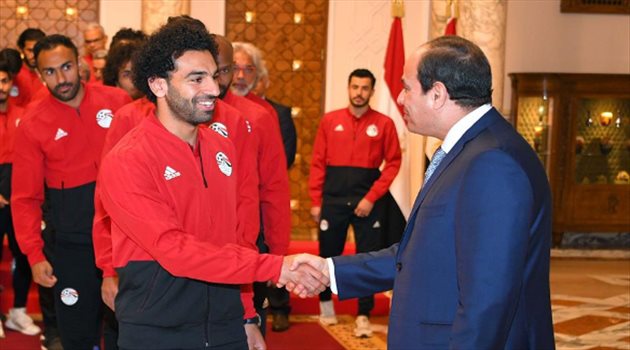 في لقائه مع السيسي.. محمد صلاح يؤكد جاهزيته لمباراة أوروجواي