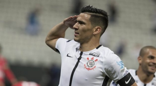 عملاقا إيطاليا والبرتغال يوجهان ضربة قوية للهلال