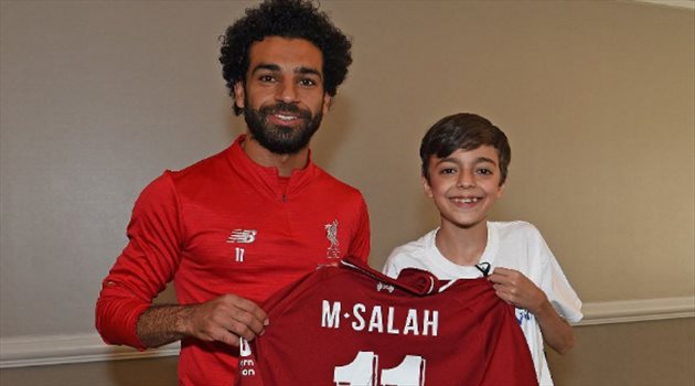 فيديو| محمد صلاح يحقق حلم طفل سوري في الولايات المتحدة