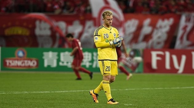 بعد العويشير.. النصر يفاوض "حارس أسترالي"