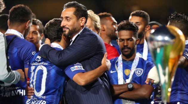 السوبر السعودي| الوليد بن طلال يكافئ لاعبي الهلال بعد الفوز على الاتحاد