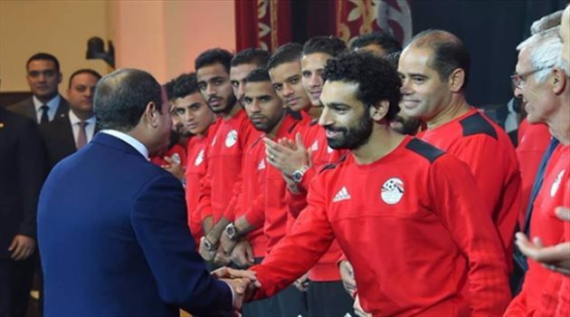 السيسي يدعم محمد صلاح بعد إصابته في نهائي دوري أبطال أوروبا