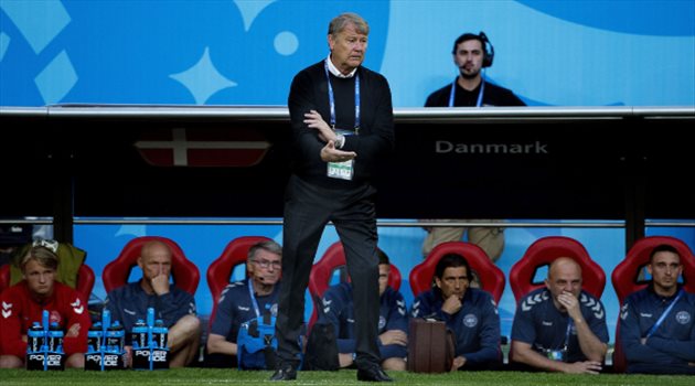 عيش المونديال| مدرب الدانمارك يشيد بحارسه.. ويؤكد: أنقذنا من الهزيمة