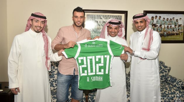 رسميا.. الأهلي يعلن التجديد للسومة حتى 2021