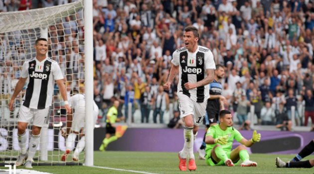 يوفنتوس يكرم ماندزوكيتش بالتجديد لموسم إضافي