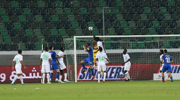  تحليل| تدخل بيتزي وخطورة الكرات العرضية أبرز ما جاء في ودية إيطاليا