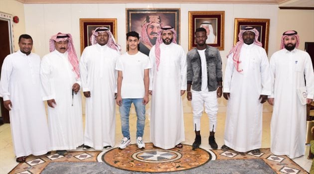 الشباب يعلن تجديد عقد الثنائي تمبكتي والعمران