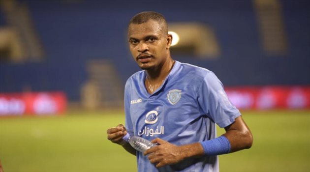 صورة.. الباطن يجدد عقد لاعبه مسرحي بطناوي لمدة موسم واحد