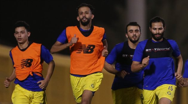 صور.. النصر يستأنف تدريباته على ملعب الرمز